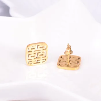 Duté Čínske Písmeno Stud Náušnice Ženy 18K Zlatom Titánové Ocele Earings Kvality Tvorivé Kultúry Šperky Z215